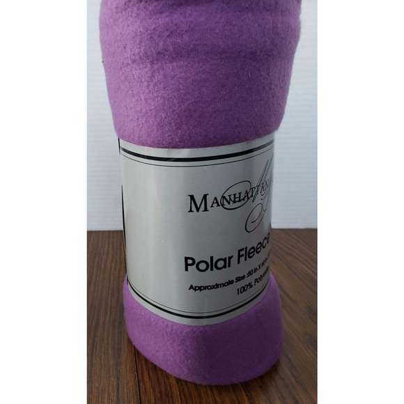 Manhattan Heights Purple Lightweight Fleece Throw Blanket 50 X 60 Inches New - Picture 5 of 7